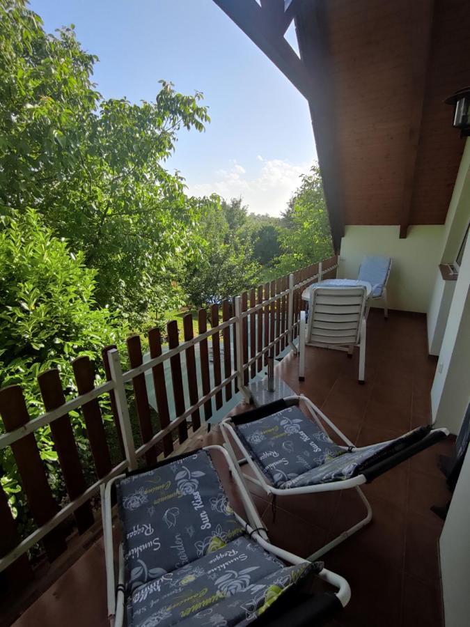 Benaja Swiss Nyaralohaz Villa Keszthely Exteriör bild
