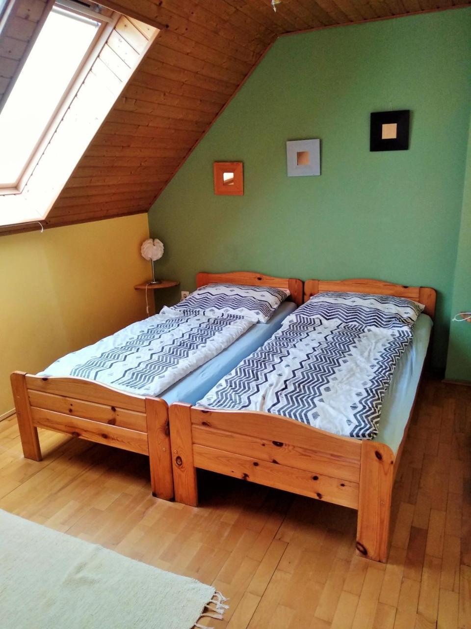 Benaja Swiss Nyaralohaz Villa Keszthely Exteriör bild